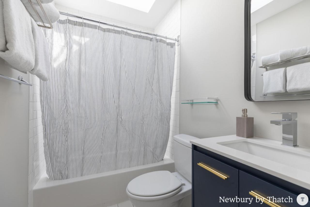 304 Newbury Street By Thatch ボストン エクステリア 写真